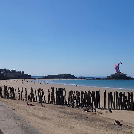 Malo Intra-muros, L'hermine Apartmán